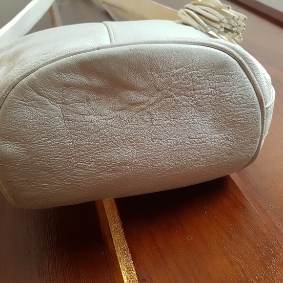 ANNE KLEIN vegan leather shoulder bag - Picture 4 of 7